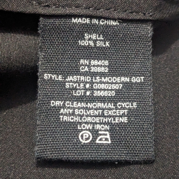 THEORY Jastrid 100% Silk Ruffle Front Blouse - Picture 11 of 11